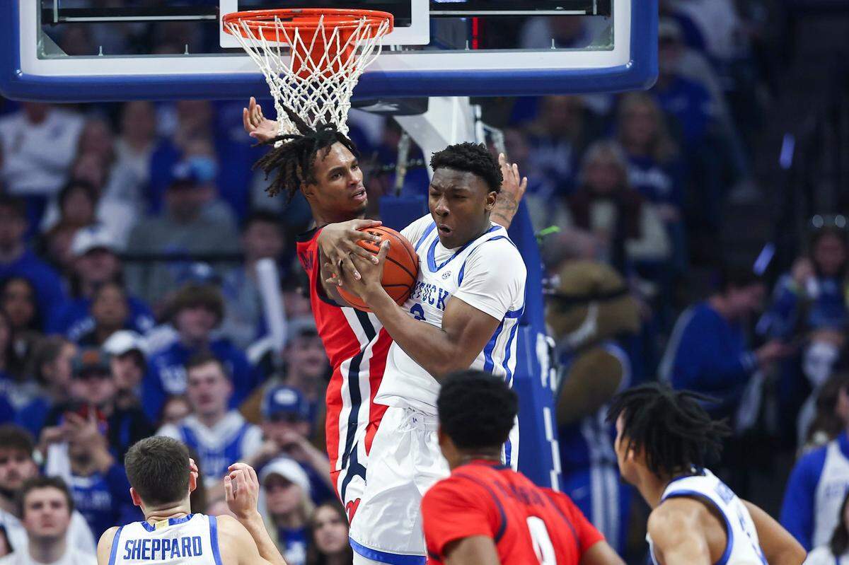 Kentucky’s Adou Thiero (3) grabs a rebound against Mississippi during Tuesday’s game at Rupp Arena. Thiero finished with four points and five rebounds in the UK win.