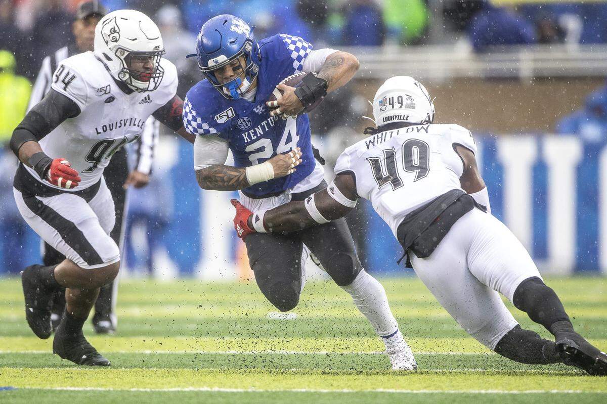 Kentucky running back Christopher Rodriguez (24) has been the late-season breakout back for the Cats, running for 384 yards and four touchdowns in the final four games of the regular season.