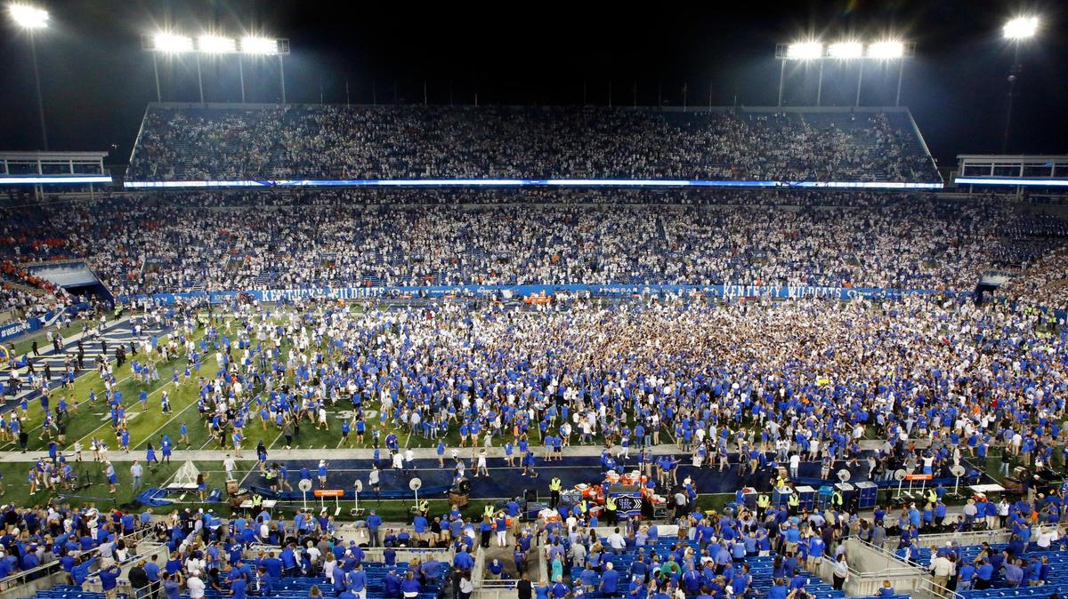 With Florida kickoff at noon, Saturday is a major test for Kentucky football fans
