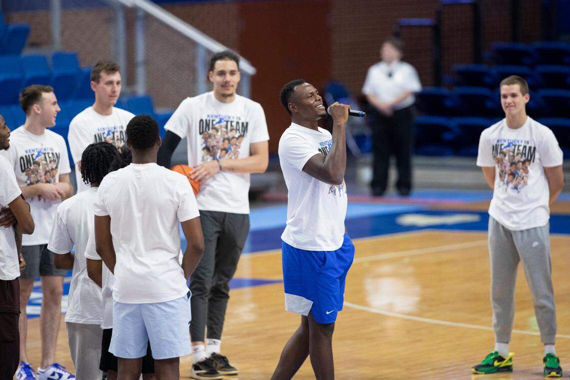 Kentucky forward Oscar Tshiebwe speaks to fans gathered during an open practice and telethon to raise money for flood relief at Rupp Arena on Aug. 2.