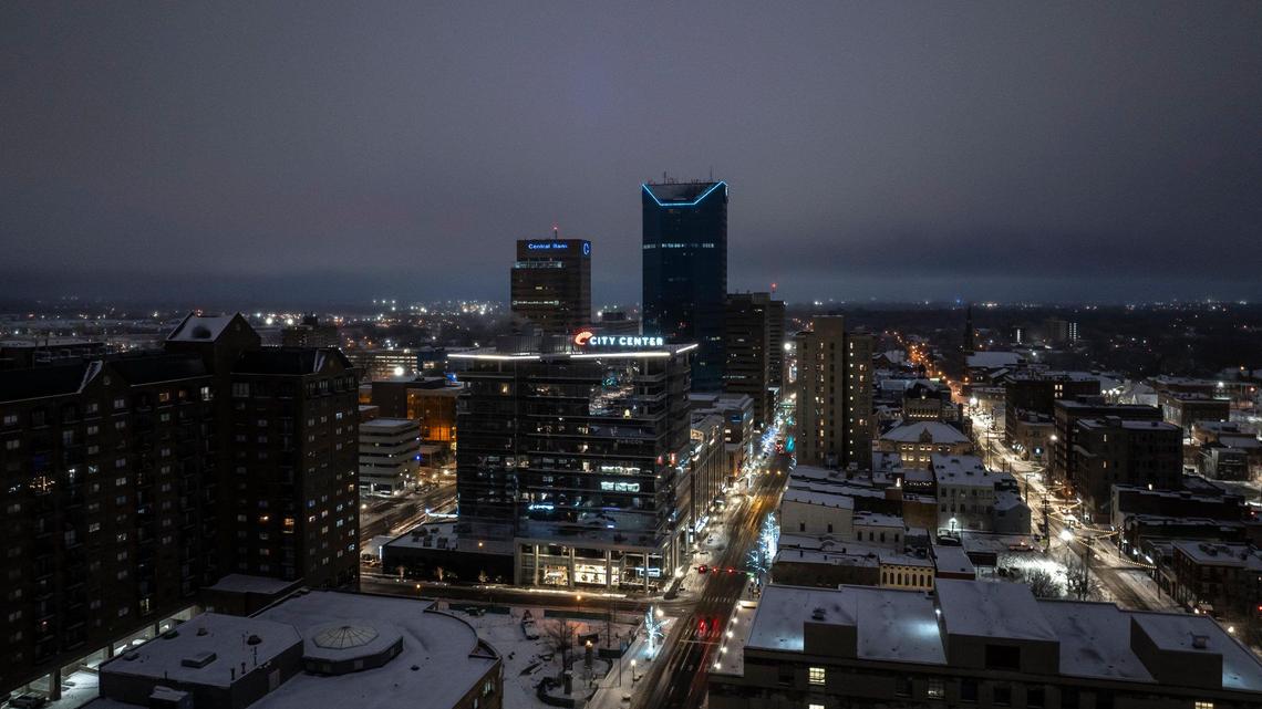 Major winter storm brings 7 inches of snow, heavy ice to Central Kentucky