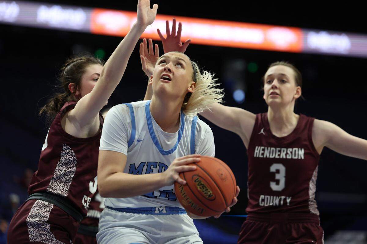 Leah Macy finished with 30 points, 11 rebounds and four assists for Mercy but the Jaguars were unable to overcome Henderson County in the Sweet 16 quarterfinals.