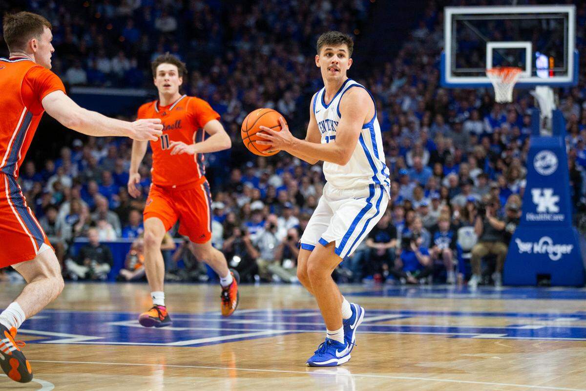 Kerr Kriisa looks to pass against Bucknell in Kentucky’s second game of the season. Kriisa dished out a career-high 12 assists in that matchup.