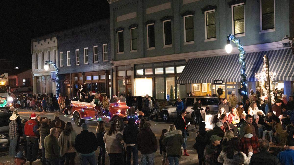 Stanford’s Christmas parade celebrates its 40th anniversary in 2022. Great American Family plans to include the parade in a holiday special, “Christmas in Kentucky.”