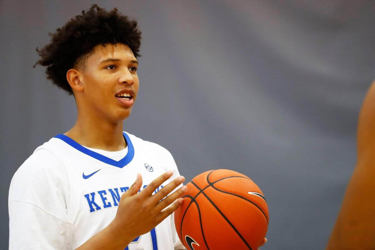Former Lexington Catholic standout Zan Payne is healthy for Kentucky’s 2019-20 season after sitting out last year with a knee injury.