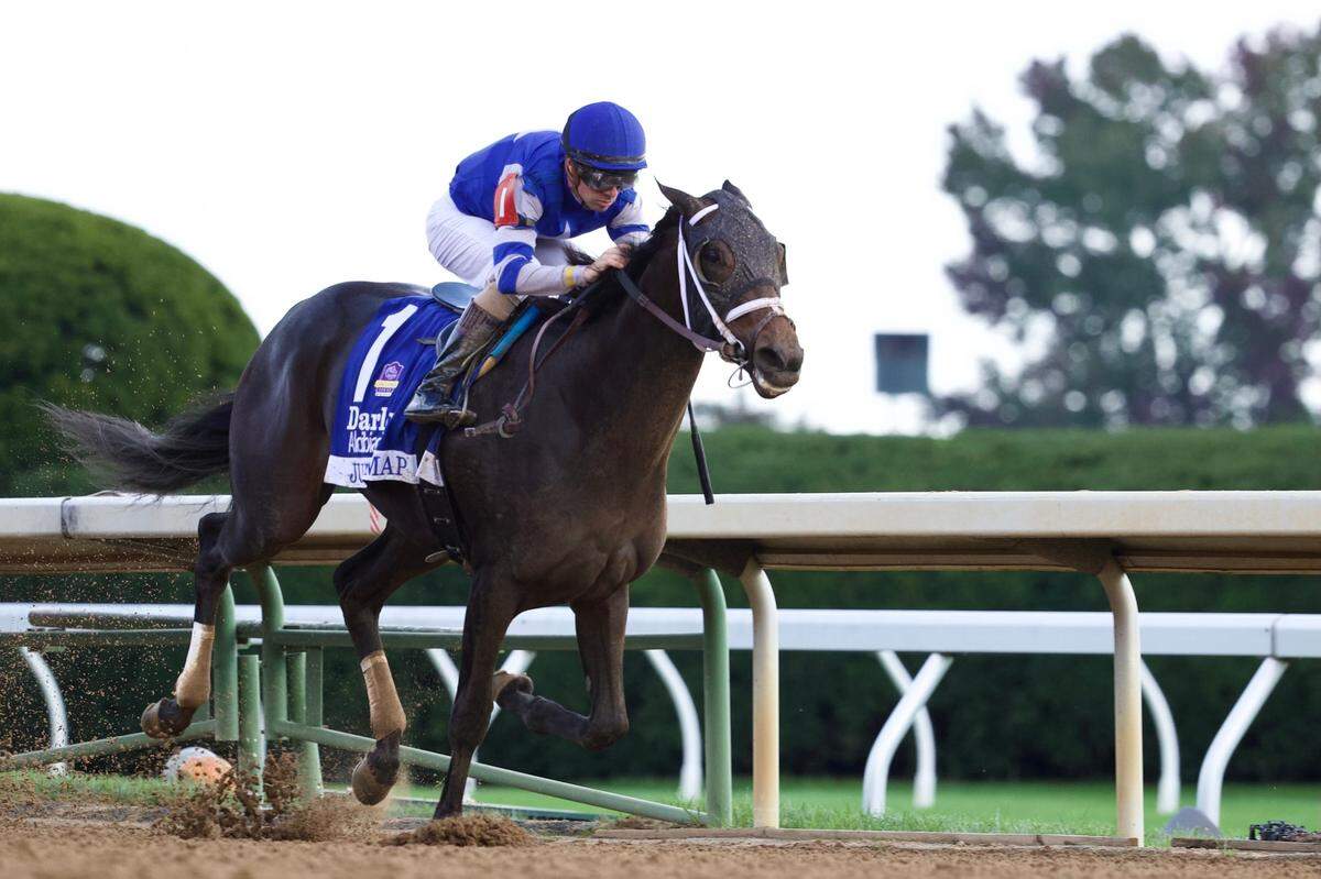 Juju’s Map, with Florent Geroux aboard, won the Grade 1 Darley Alcibiades Stakes at Keeneland on Friday