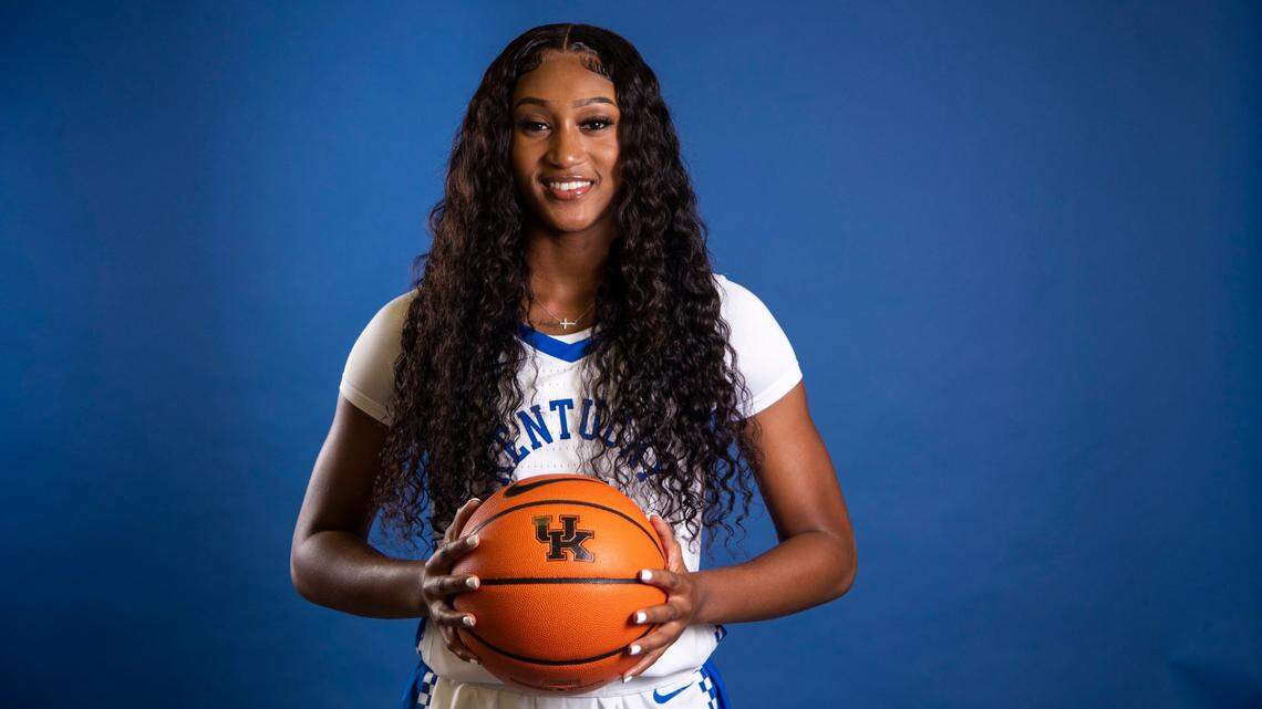 Kentucky junior Nyah Leveretter will miss the remainder of the 2022-23 season after tearing the ACL in her right knee Sunday.