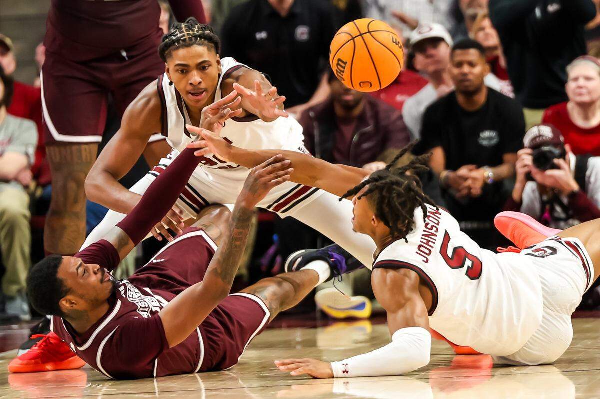 Mississippi State Bulldogs forward D.J. Jeffries (0) originally committed to play for Kentucky but instead wound up starting his college career at Memphis before transferring to MSU.