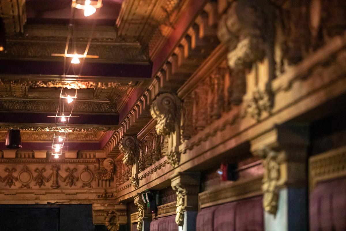 The ornate molding around the ceiling apparently is original. The building was built in 1925 as the Phoenix Bank.