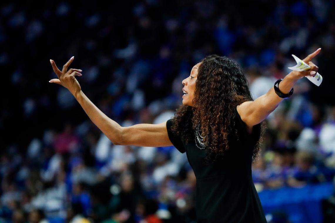 Kyra Elzy is 61-60&nbsp;in four seasons as Kentucky’s head coach with an SEC regular-season record of 23-40. The Wildcats went 6-26 in league play over the past two seasons.