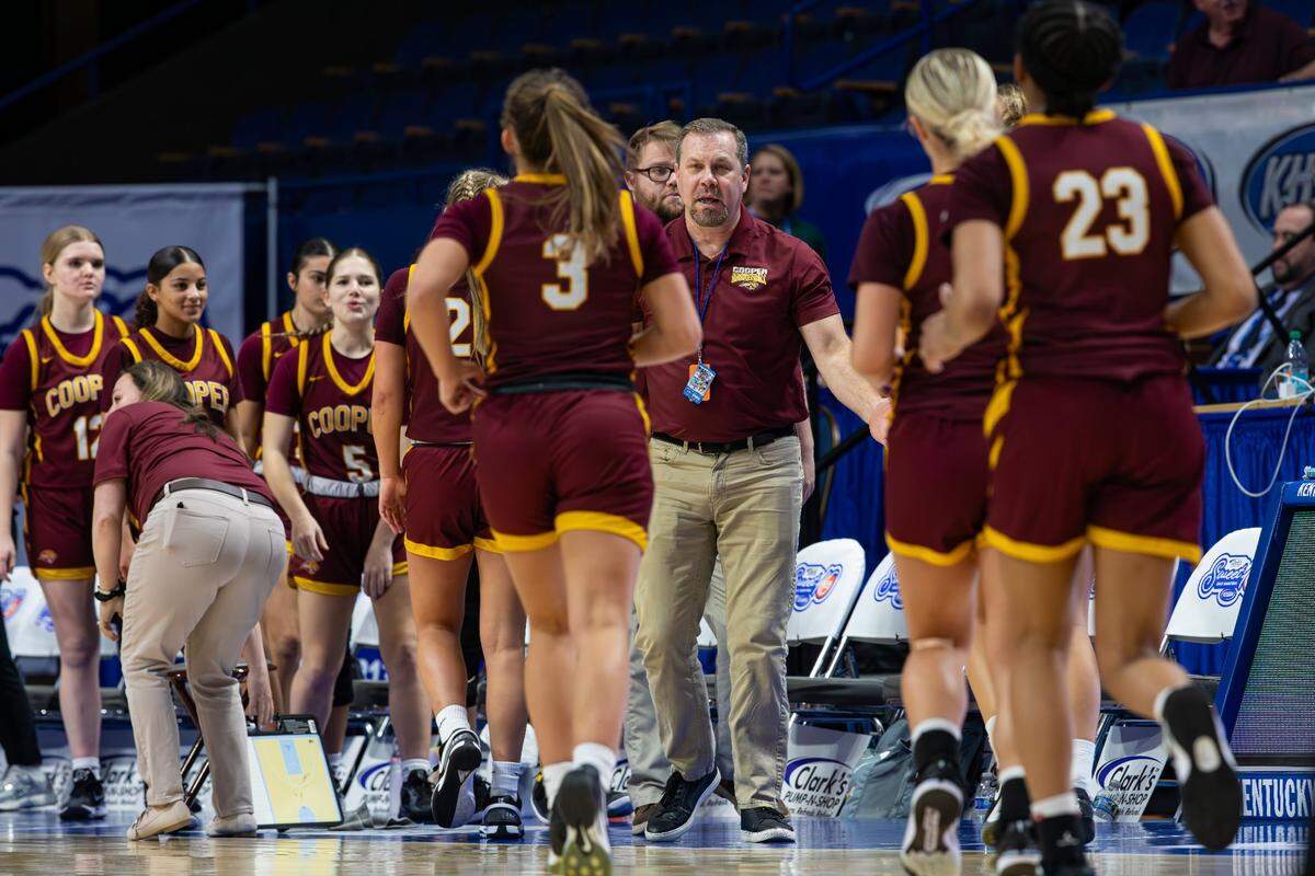 Cooper head coach Justin Holthaus was already formulating his game plan for Friday’s meeting with four-time defending state champion Sacred Heart after Thursday’s win over Mercy. “What you can’t do against Sacred Heart is get yourself in a hole.”