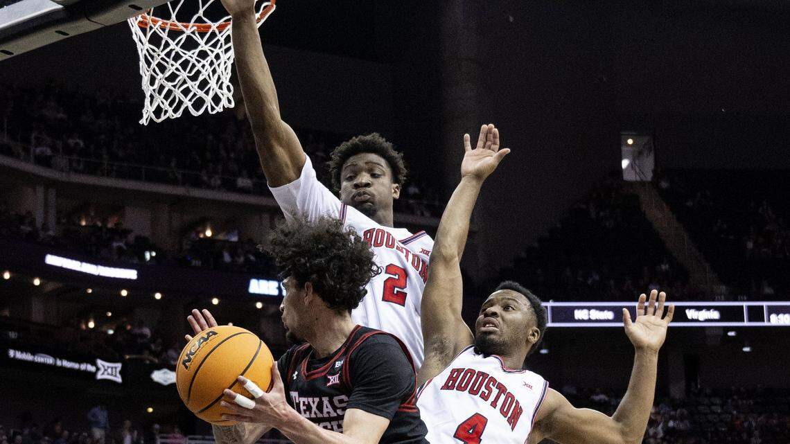 NCAA Tournament picks: A tourney filled with upsets will yield a ‘chalky’ champion