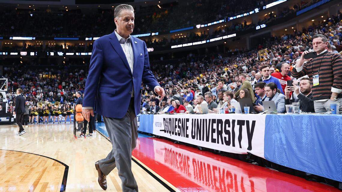 Kentucky basketball’s trap: UK can’t fire John Calipari, but the coach’s way isn’t working