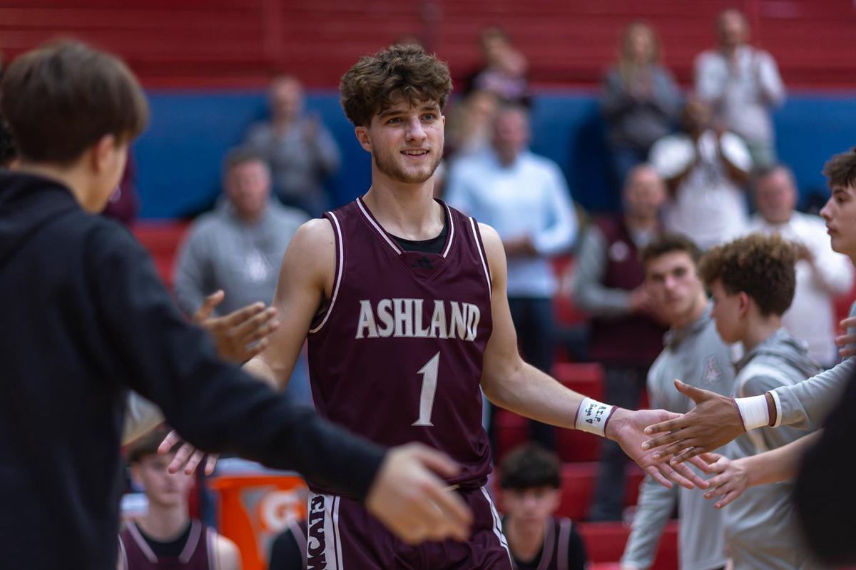 Ashland Blazer senior Zander Carter is averaging 23.6 points and 5.5 rebounds per game this season.