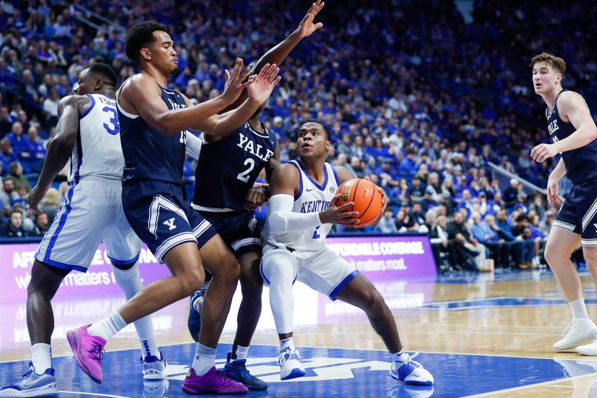 Kentucky guard Sahvir Wheeler (2) has cut down on his miscues this season. He’s averaging 9.0 points, 6.5 assists and 1.9 turnovers per game.