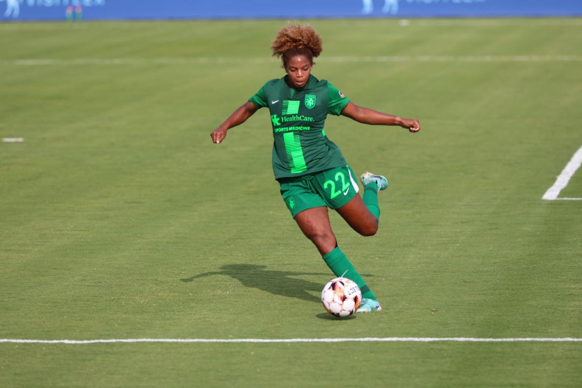 Lexington Sporting Club’s Sydney Shepherd, one of 25 players on LSC’s inaugural Super League roster, strikes the ball during Sunday’s match.