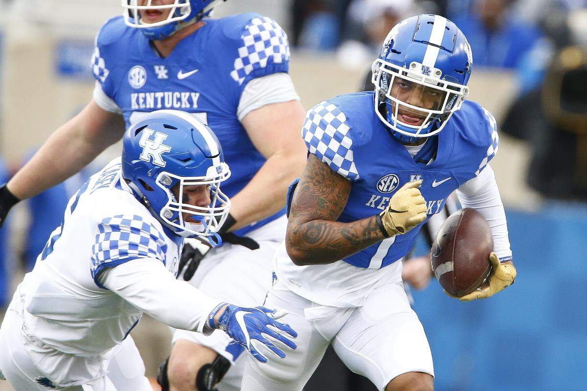 Former Ballard star Jared Casey (6) says Kentucky going 10-3 last season while Louisville went 2-10 was a major factor in his decision to pick UK. “It was an obvious choice,” Casey says.