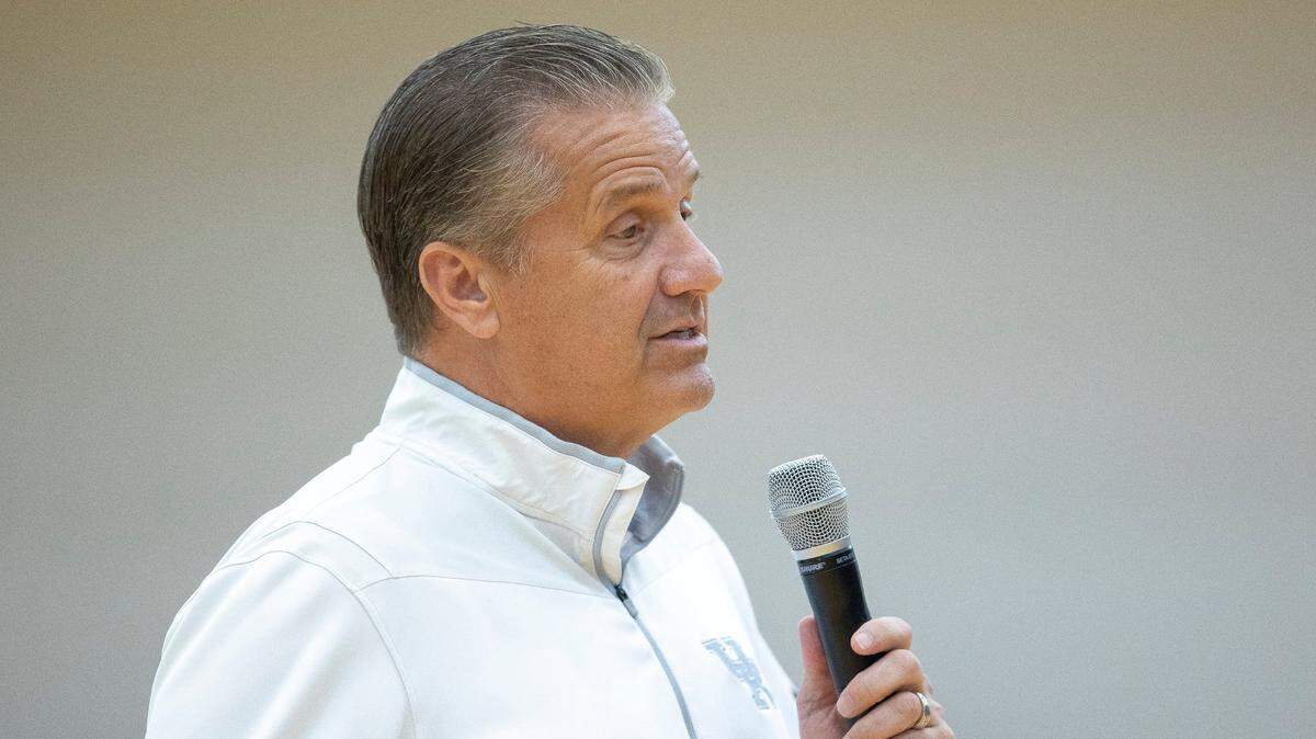 University of Kentucky men’s basketball coach John Calipari speaks to participants of a youth basketball camp at Thomas Nelson High School in Bardstown, Ky., on Tuesday, June 1, 2021.