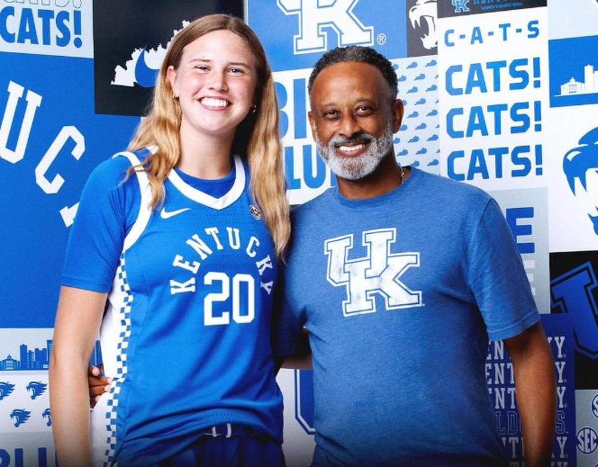 Kaelyn Carroll is one of two incoming freshmen for Kentucky head coach Kenny Brooks in the class of 2025.