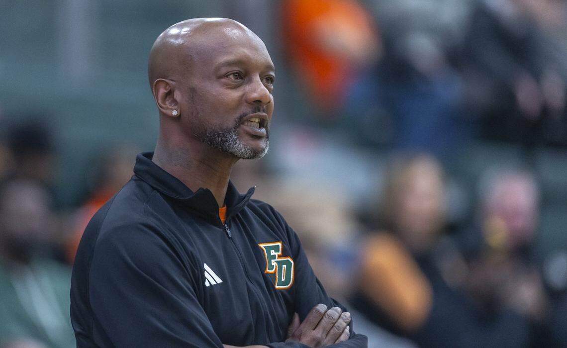 “Defensively, everybody was clicking. Everybody was talking. Tonight the girls meshed well,” said Douglass coach Daryl Moberly of his team’s 83-63 win over Sacred Heart on Friday.