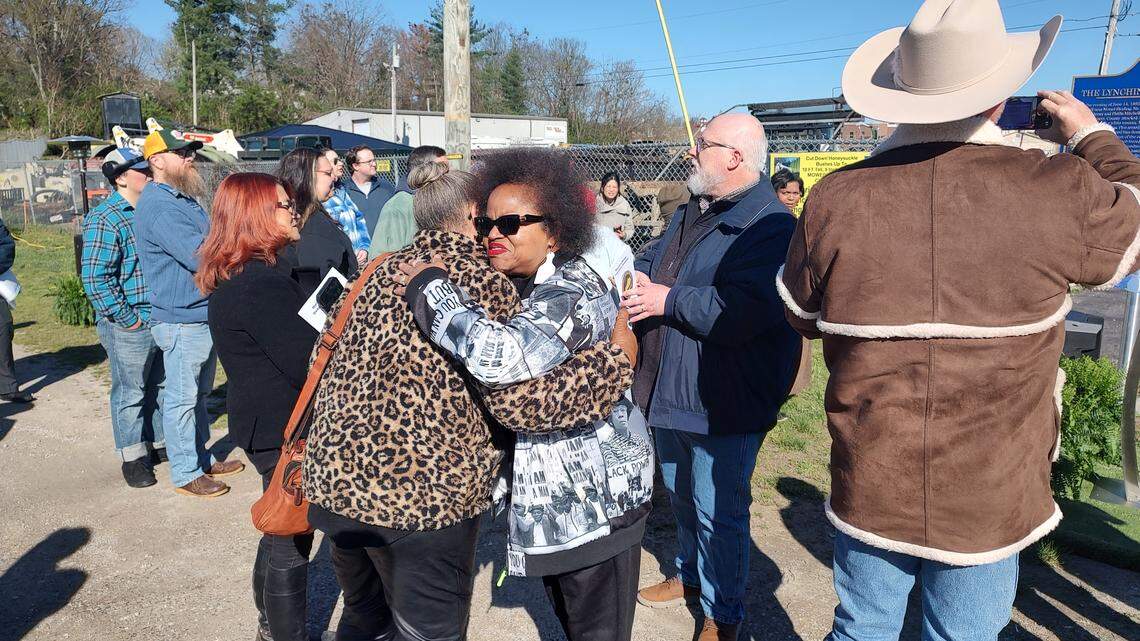 Central Kentucky city dedicates historical marker to man lynched in 1880s