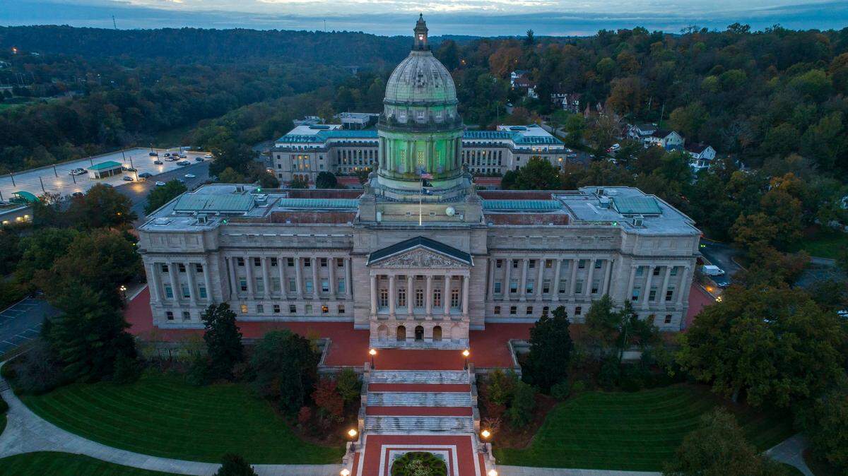 New $30 billion GOP budget and massive one-time spending bill clears KY House