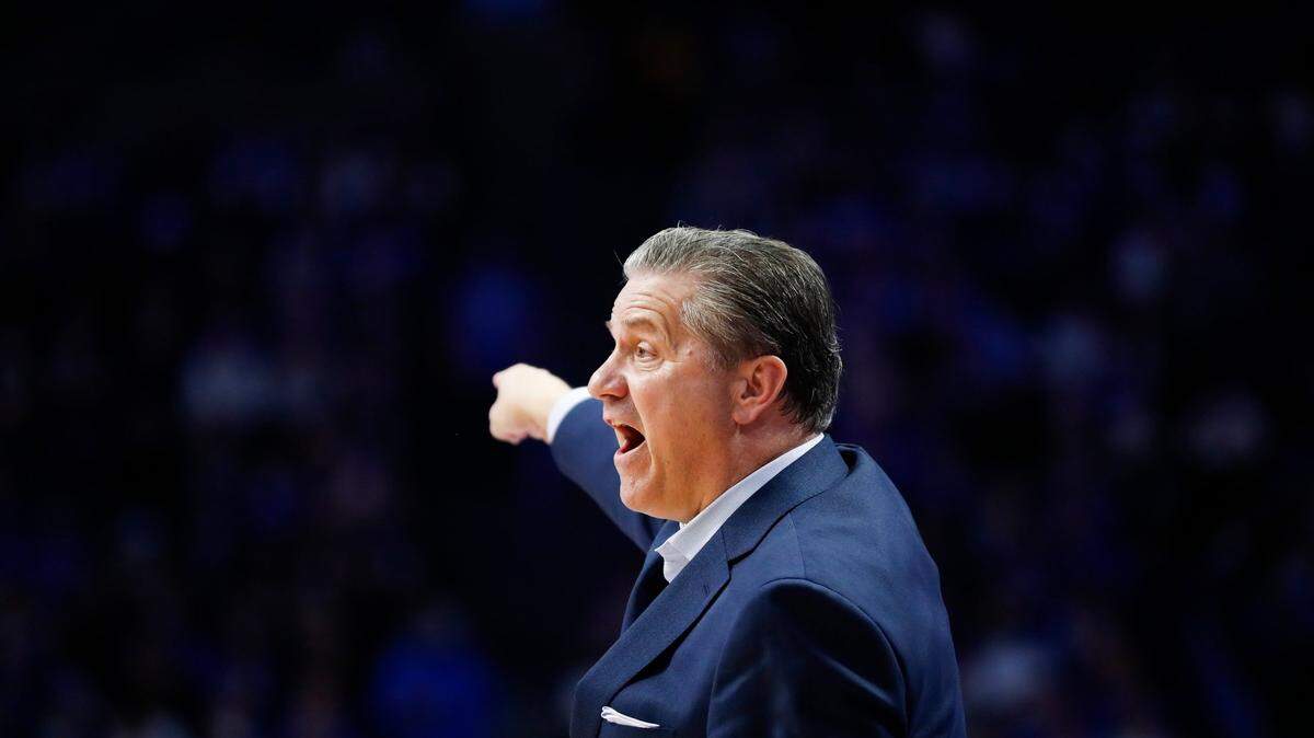 Calipari talks injuries, Oscar Tshiebwe’s dominance and more after Cats blow out Florida