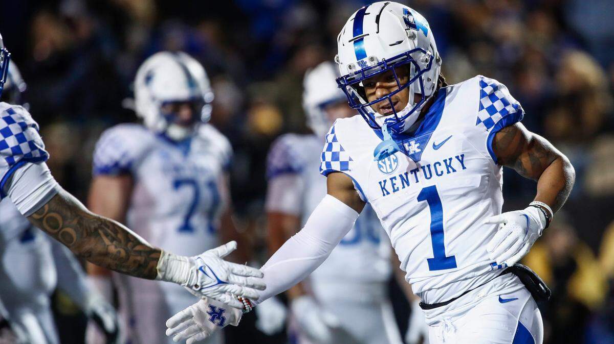 Kentucky Wildcats wide receiver Wan’Dale Robinson (1) celebrates after scoring against the Vanderbilt Commodores during the game at Vanderbilt Stadium in Nashville, Ky., Saturday, November 13, 2021.