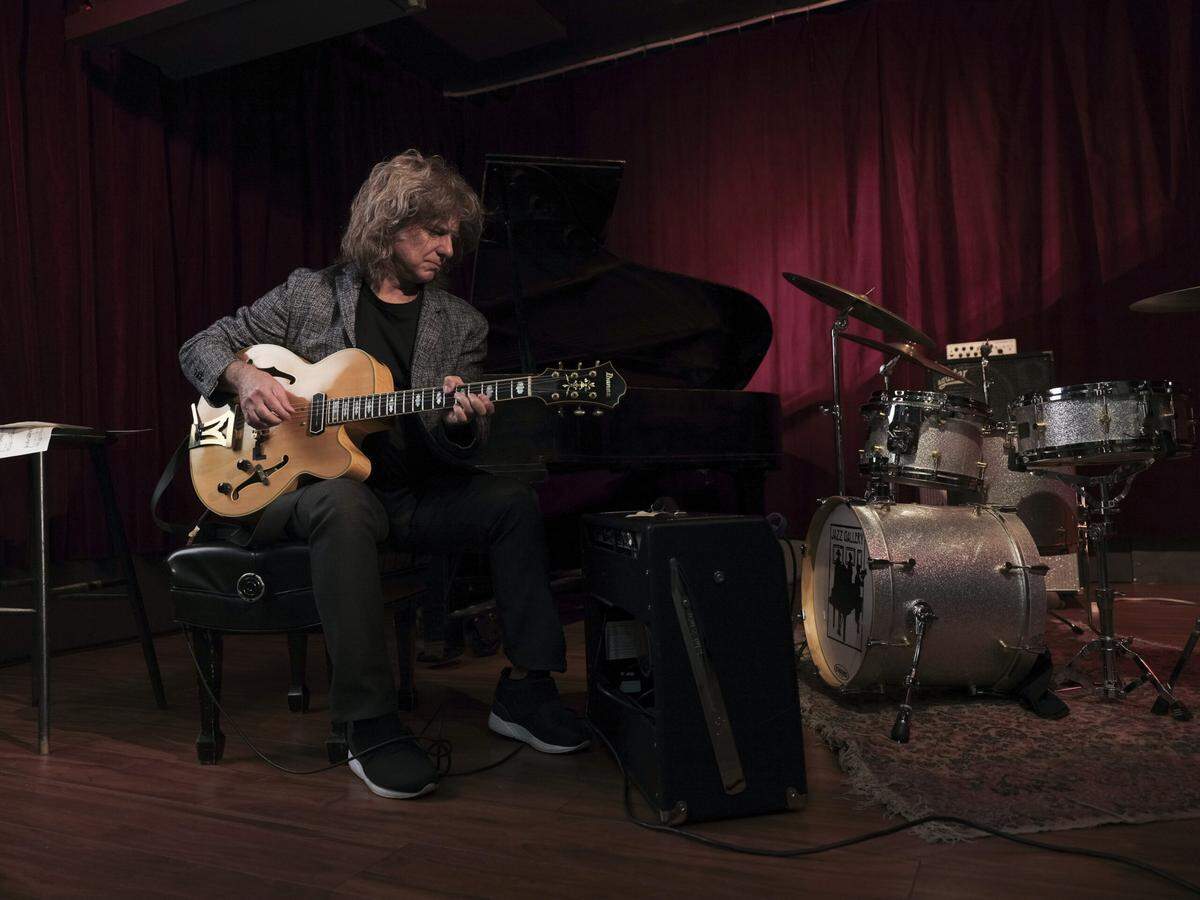 Jazz guitarist Pat Metheny and his latest band, Side-Eye III+, will be at the Lexington Opera House.