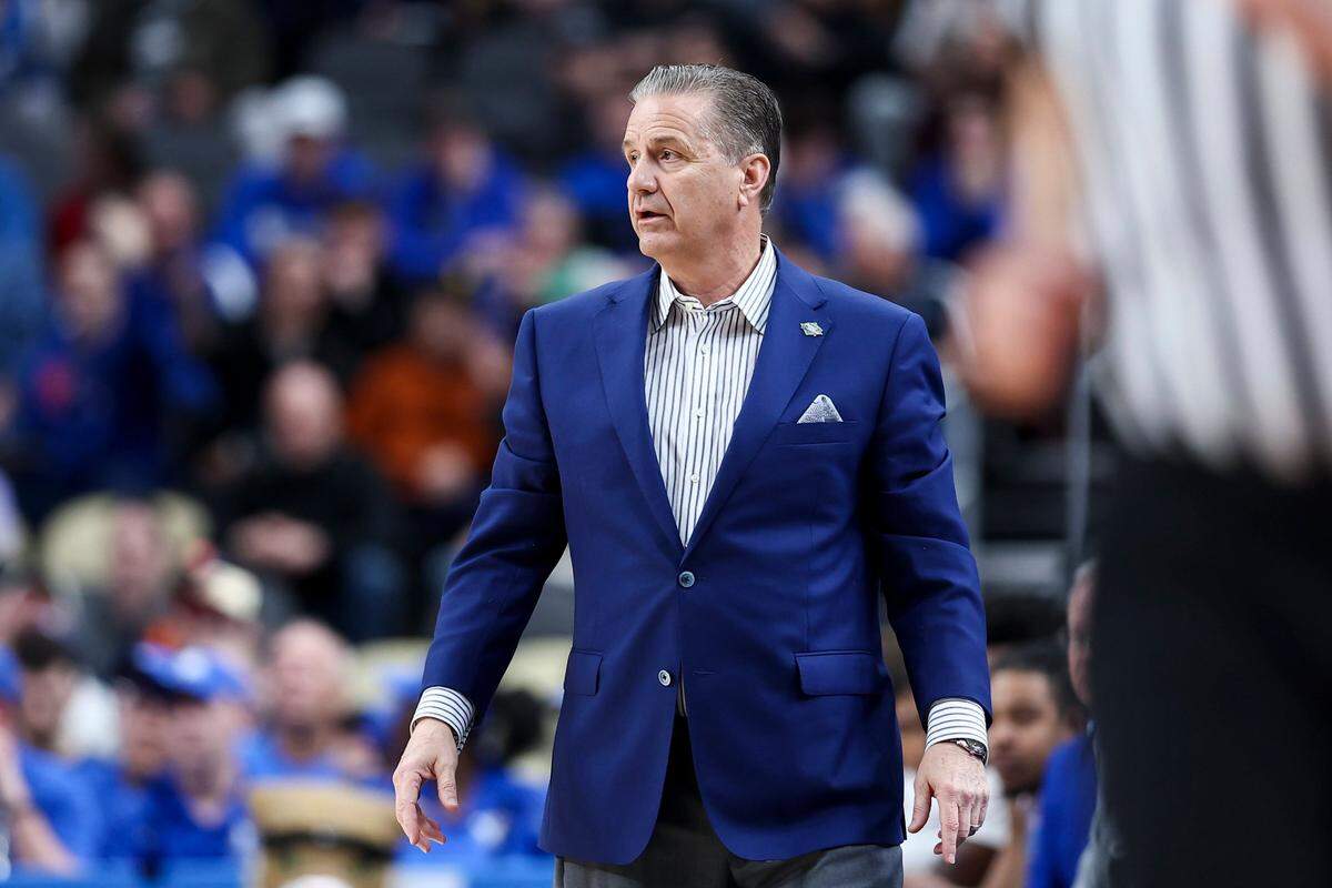 In the coming season, new Arkansas coach and ex-Kentucky head man John Calipari will coach at Rupp Arena as the visitor for the first time since Dec. 4, 1991, when Rick Pitino and UK blitzed Cal and Massachusetts 90-69.