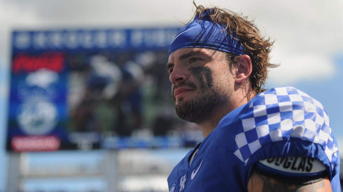 Kentucky linebacker Kash Daniel has made a personal appeal and announced a special “cash-only” deal for UK football fans in Paintsville on Thursday. Tickets for the UK-Mississippi State game will be made available for $10 sometime Thursday in Daniel’s hometown.