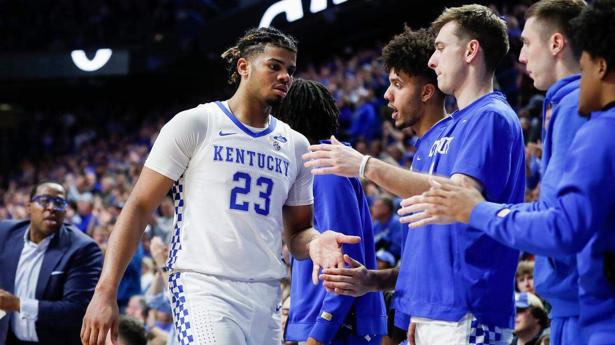 Teammates’ encouragement kept Hopkins believing a breakout would come