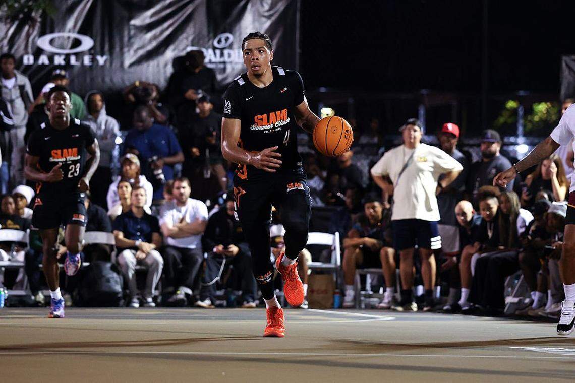 NEW YORK, NEW YORK - AUGUST 18: Class of 2026 recruit Tyran Stokes #4 dribbles the ball during the SLAM Summer Classic at Rucker Park on August 18, 2025 in New York City. (Photo by Ishika Samant/Getty Images)