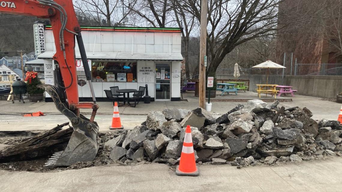 The White Light Diner sits at 114 Bridge St. in Frankfort but the Singing Bridge is closed and the street is blocked by road work. So owner Rick Paul can’t open.