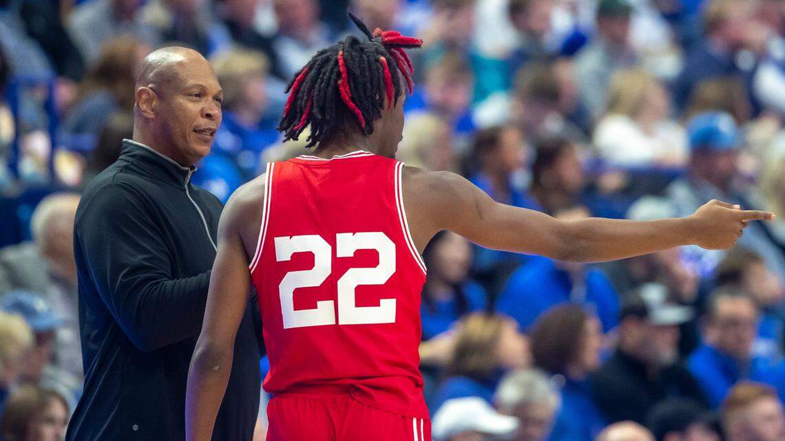 Kenny Payne’s Cards beaten badly again. Is Louisville getting better or beyond repair?