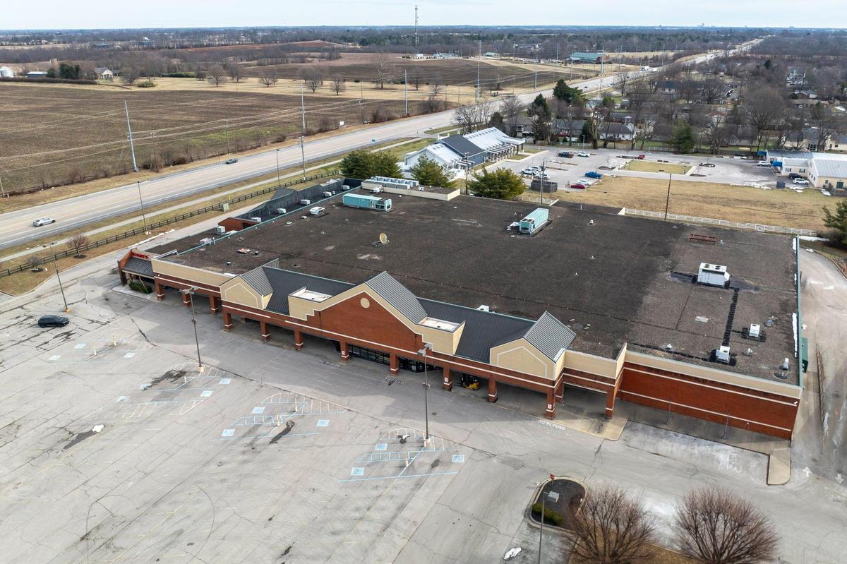 The former Kroger location U.S. Highway 60 in Versailles, Ky., is photographed Thursday, Jan. 30, 2025. The 77,000 square-foot-building will become a new family entertainment center.