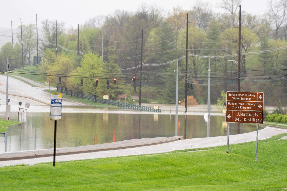The road was closed on 421 near the Buffalo Trace Visitor Center on, Sunday April 6, 2025 in Frankfort, Ky. Photo by Mark Mahan