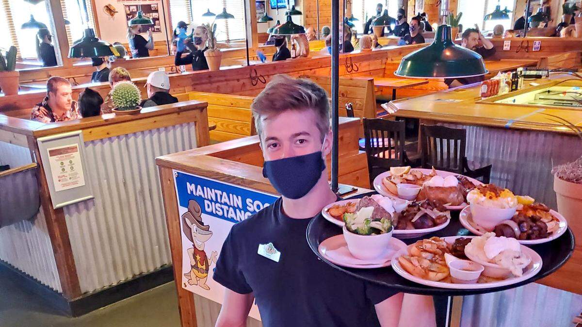 A new Texas Roadhouse will be opening in Georgetown near I-75 later this spring.