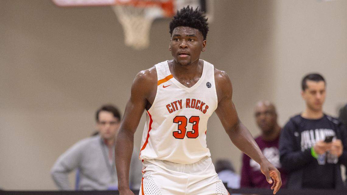 Isaiah Stewart has moved into the top five rankings nationally for the class of 2019.