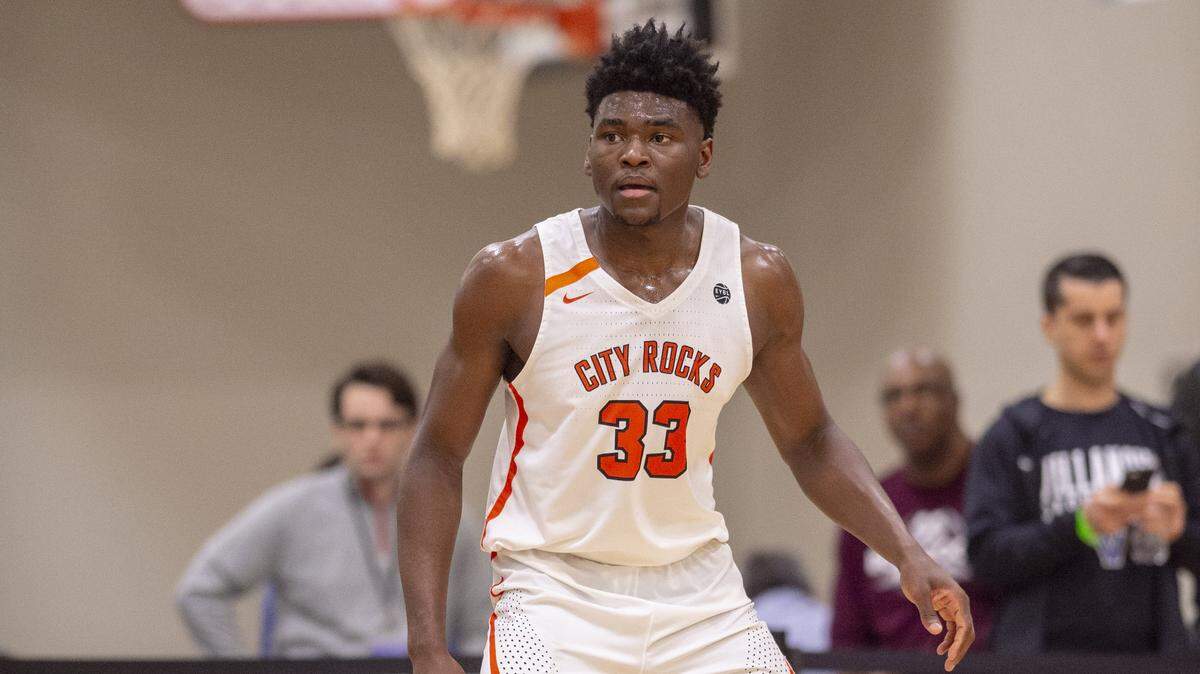 Isaiah Stewart has moved into the top five rankings nationally for the class of 2019.