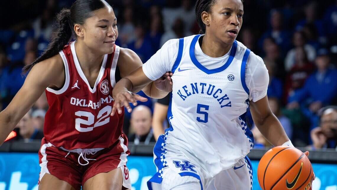 Kentucky remains in the top 10 following up-and-down week, win over Oklahoma