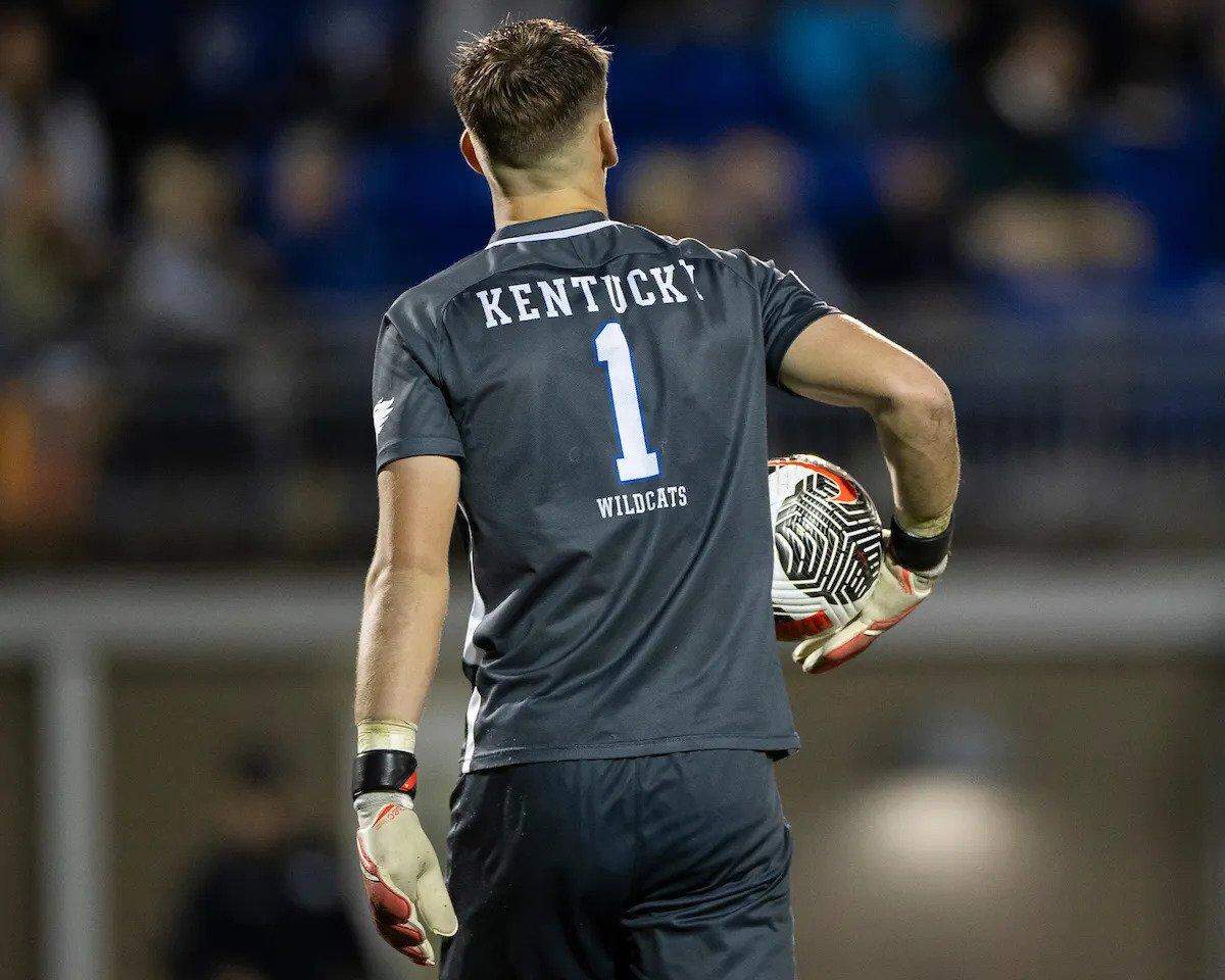 Kentucky sophomore goalkeeper Casper Mols authored his second consecutive clean sheet as the Wildcats blanked No. 2 West Virginia five days after shutting out then-No. 1 Marshall.