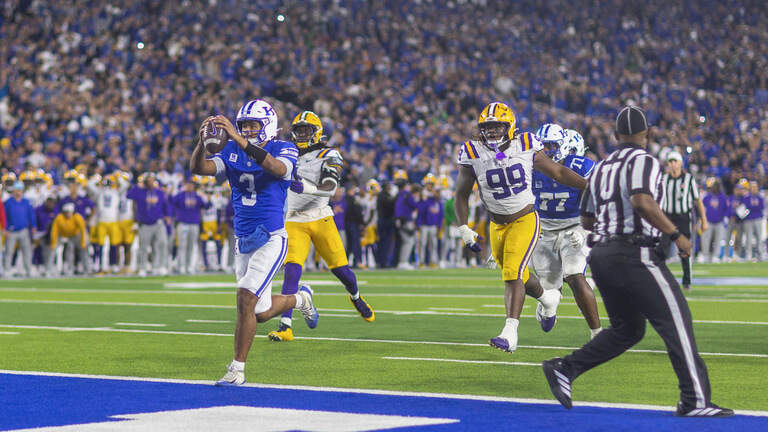 Kentucky football wins on a walk-off OT 2-point conversion for second straight week