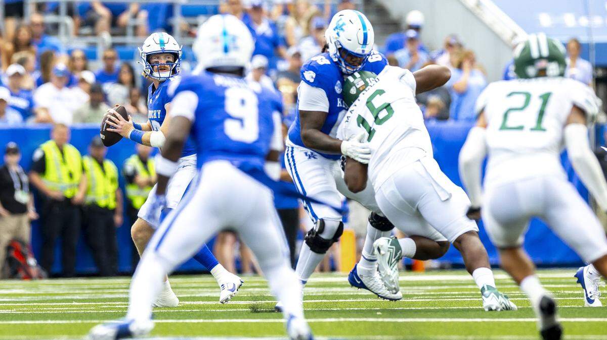 UK football’s path to a bowl game back on track after taking care of Ohio