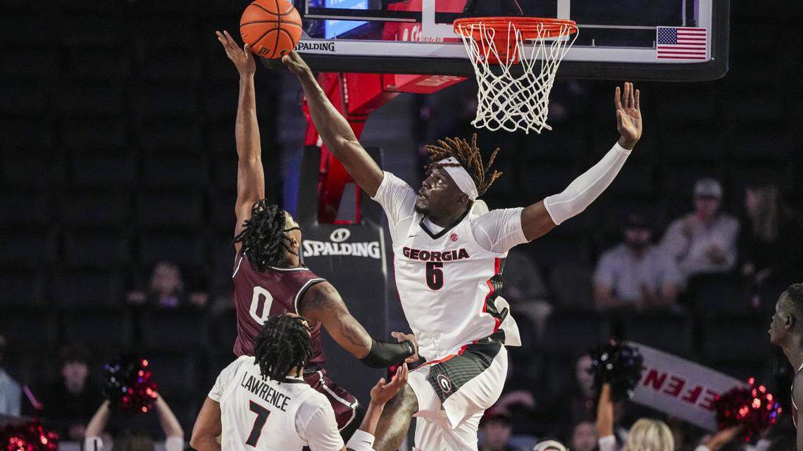 He was Kentucky basketball’s first 2024 commit. Now, how did Somto Cyril play against UK?