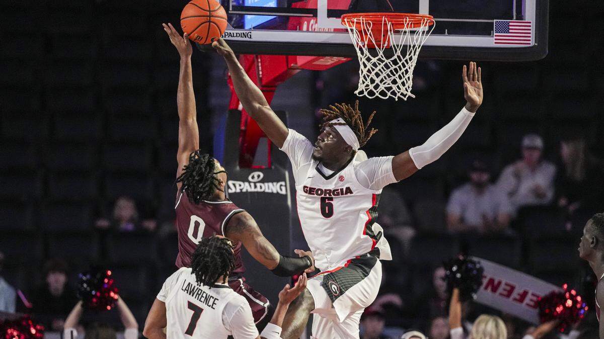 He was Kentucky basketball’s first 2024 commit. Now, how did Somto Cyril play against UK?