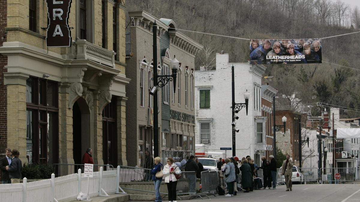 The northern Kentucky city of Maysville on Thursday became the tenth city in the state to pass a fairness ordinance, according to the Fairness Campaign.