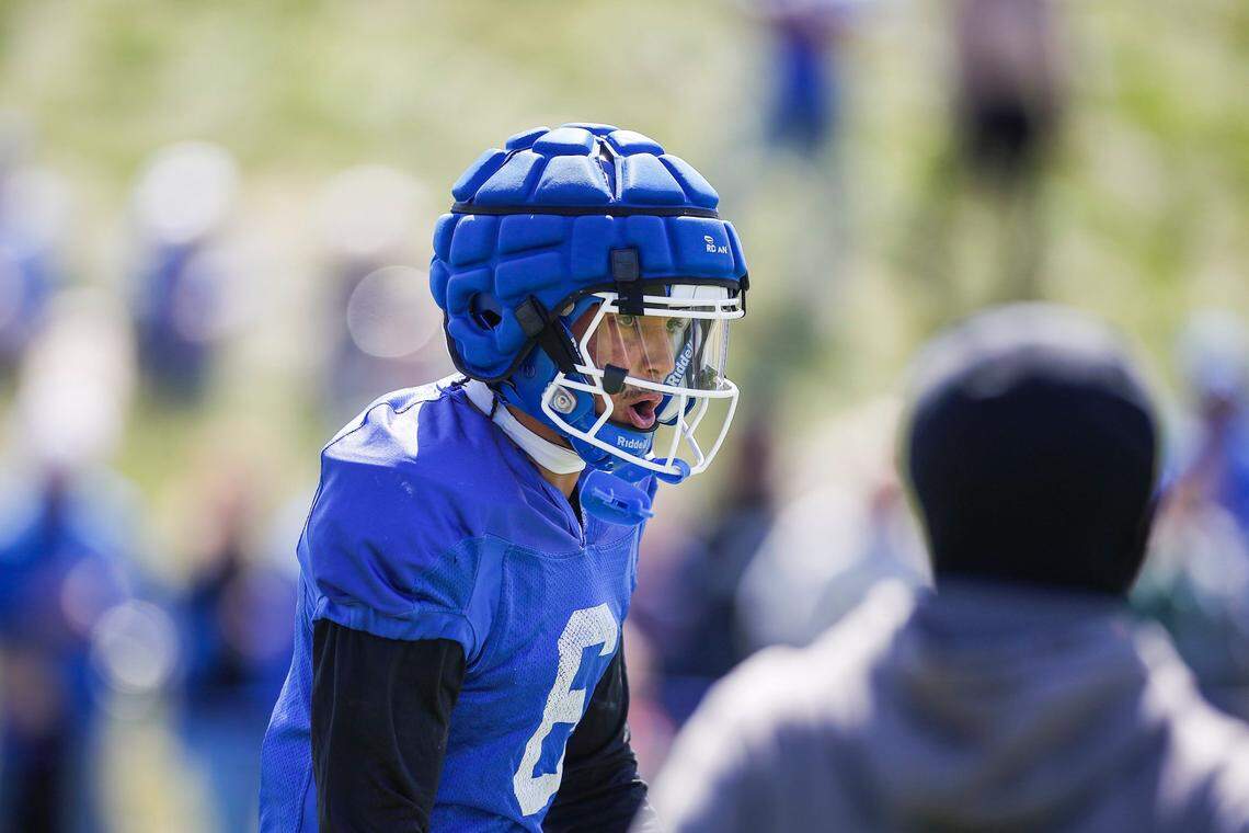 Kentucky wide receiver Dane Key (6) caught 37 passes for 519 yards and six touchdowns as a freshman.