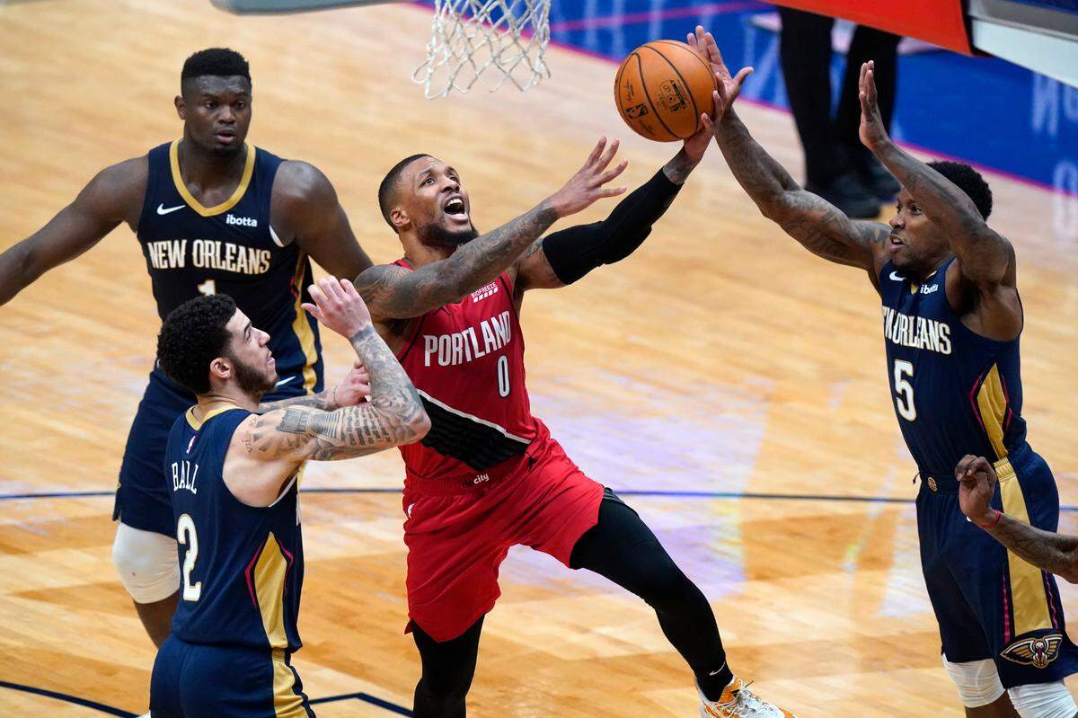 Portland Trail Blazers guard Damian Lillard is averaging almost 30 points a game and is in the top five in the league in scoring average. This season he joined Clyde Drexler, becoming the only players in Trail Blazer history to ever have at least 40 points and 15 assists in a game.