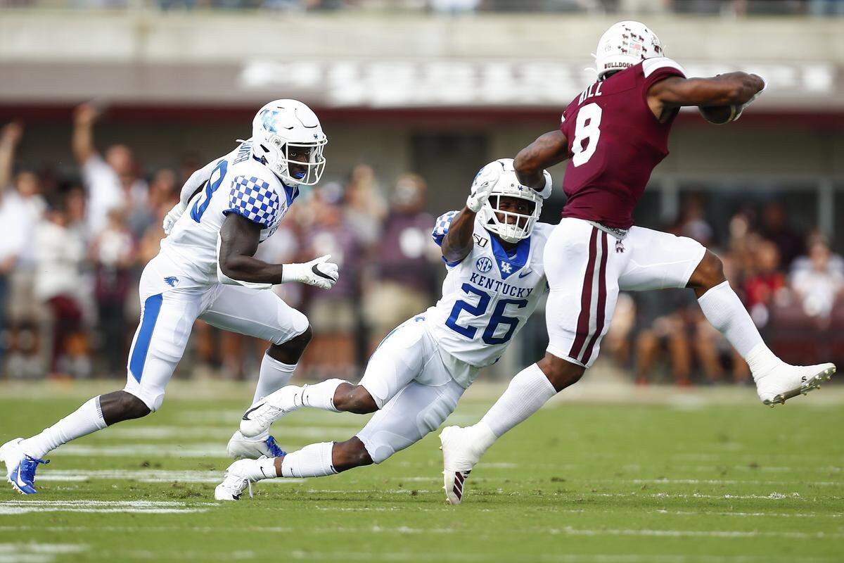 Kentucky cornerback Brandin Echols (26) had a team-high 10 tackles for the Wildcats in last week's 28-13 loss at Mississippi State.